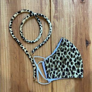 Mask chain, mask holder, mask lanyard.